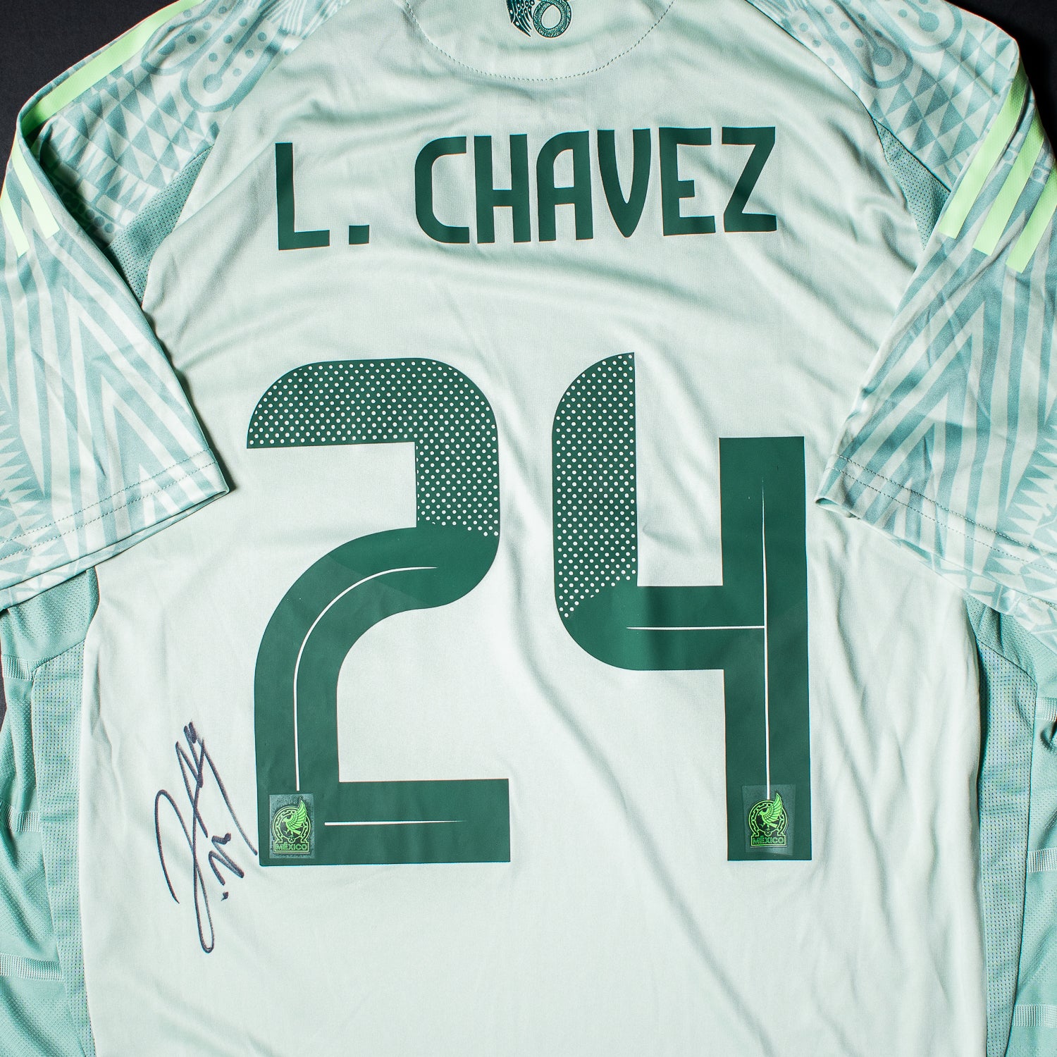 Luis Chávez Jersey Firmado  - Mexico