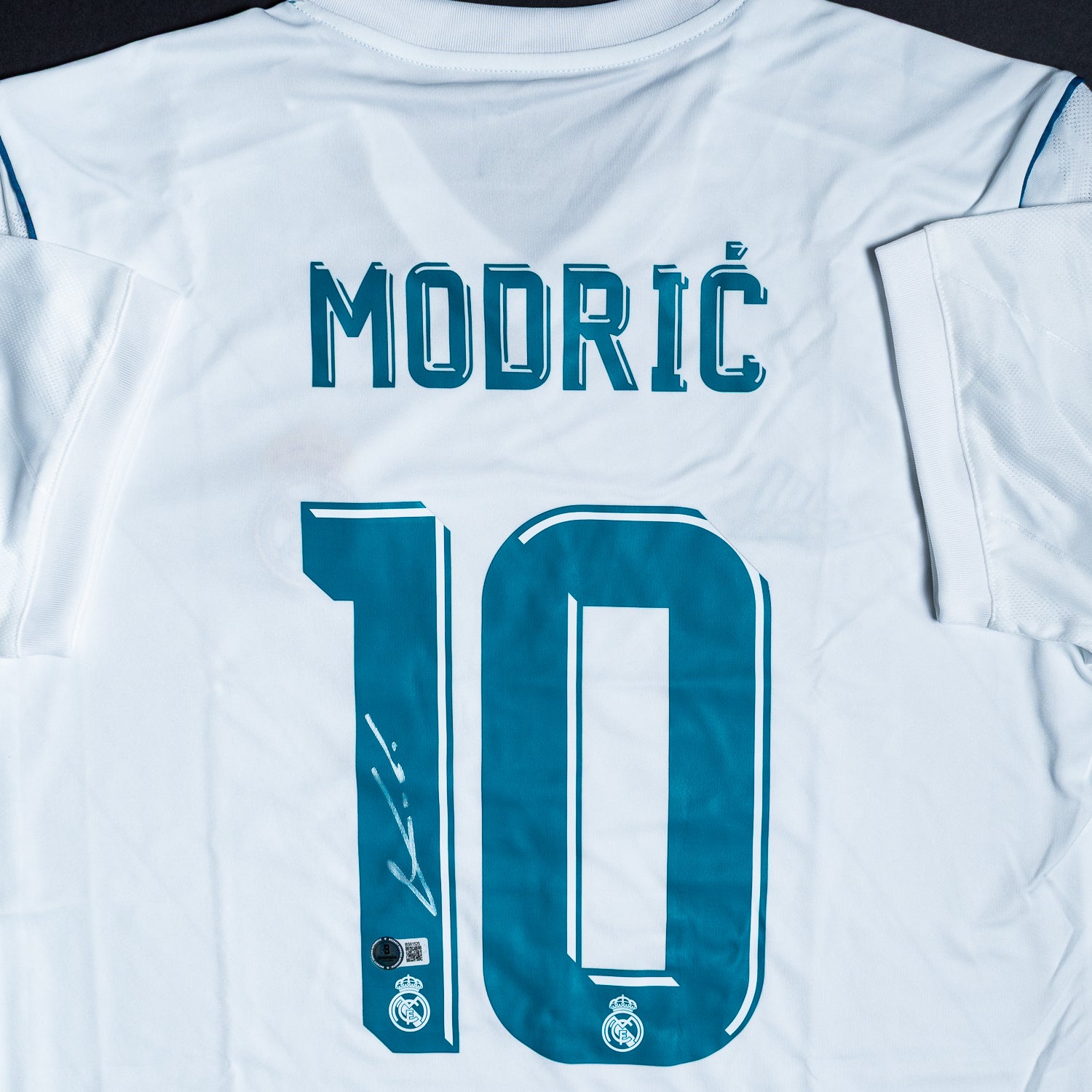Luka Modric Jersey Firmado - Real Madrid