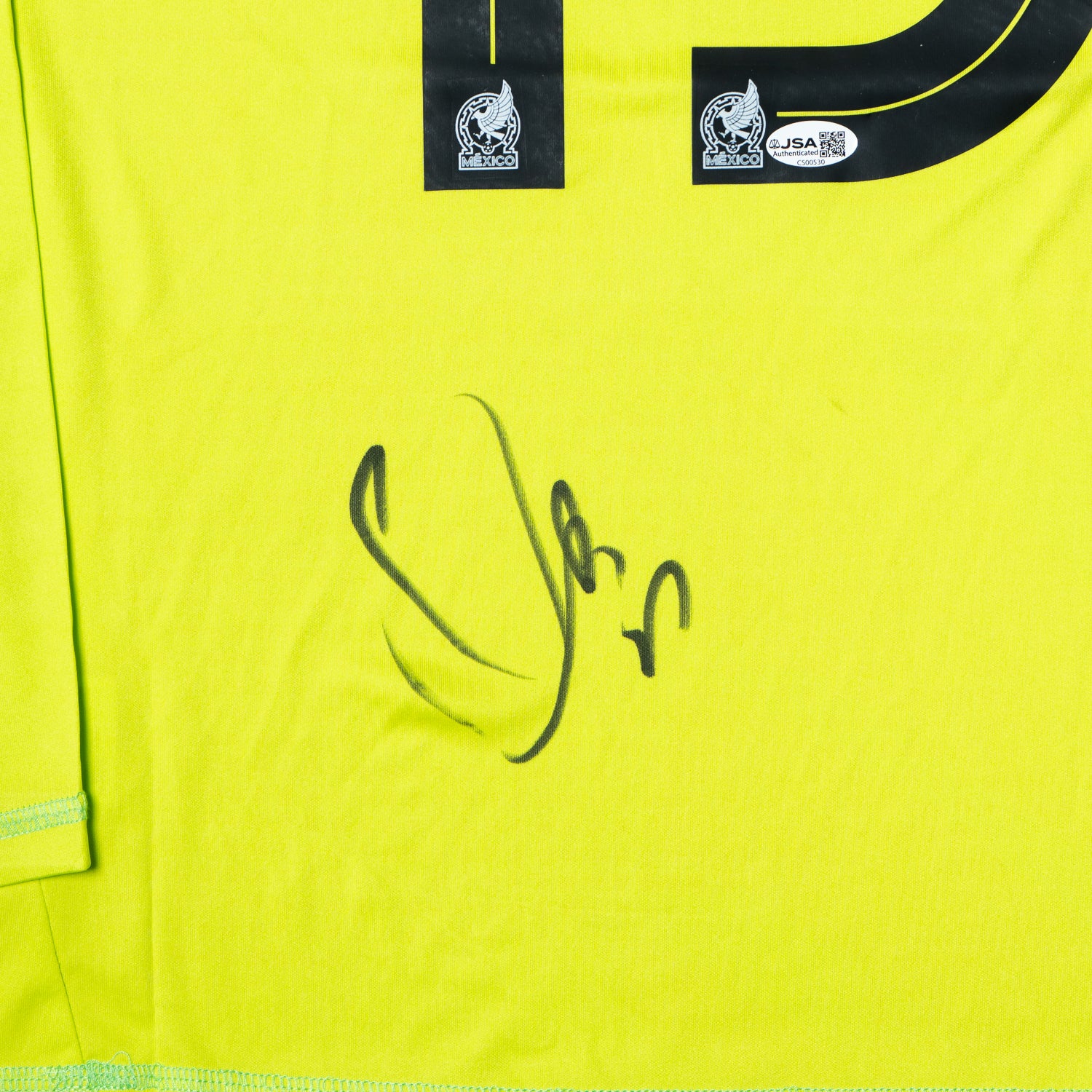 Guillermo Ochoa - Jersey Firmado