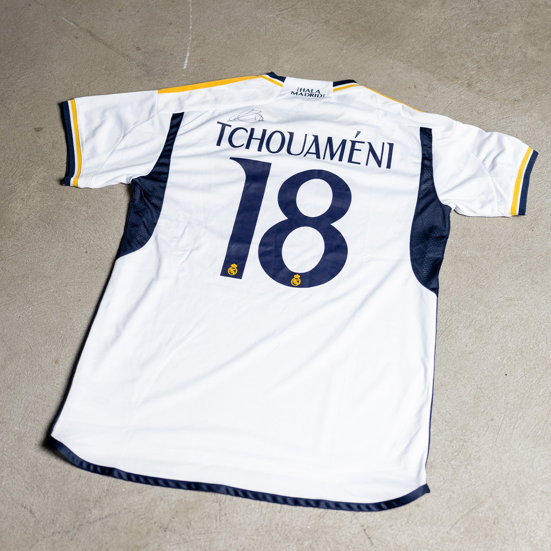 Jersey Firmado Aurelien Tchouameni - Real Madrid