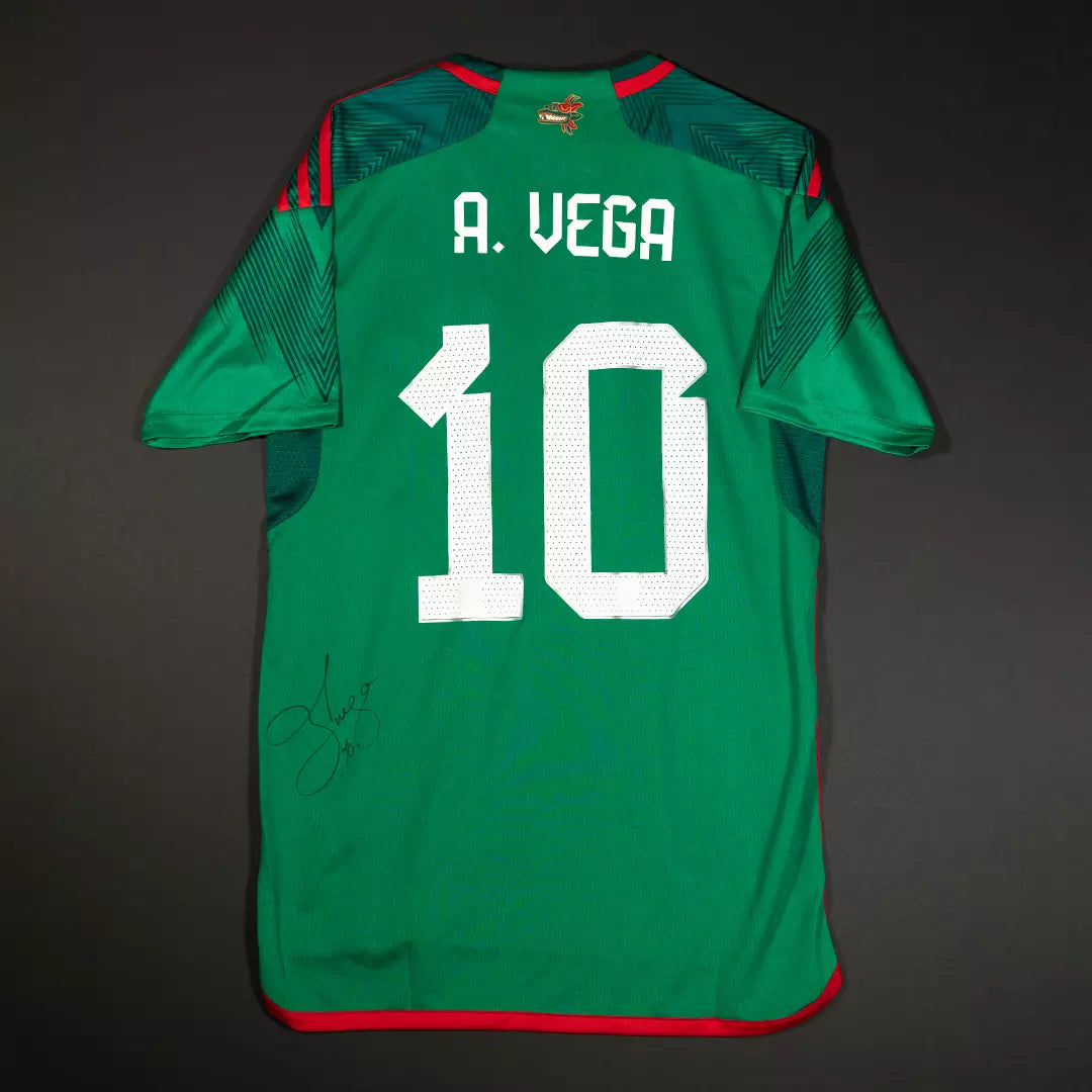 Jersey Firmado Alexis Vega - México Mundial 2022