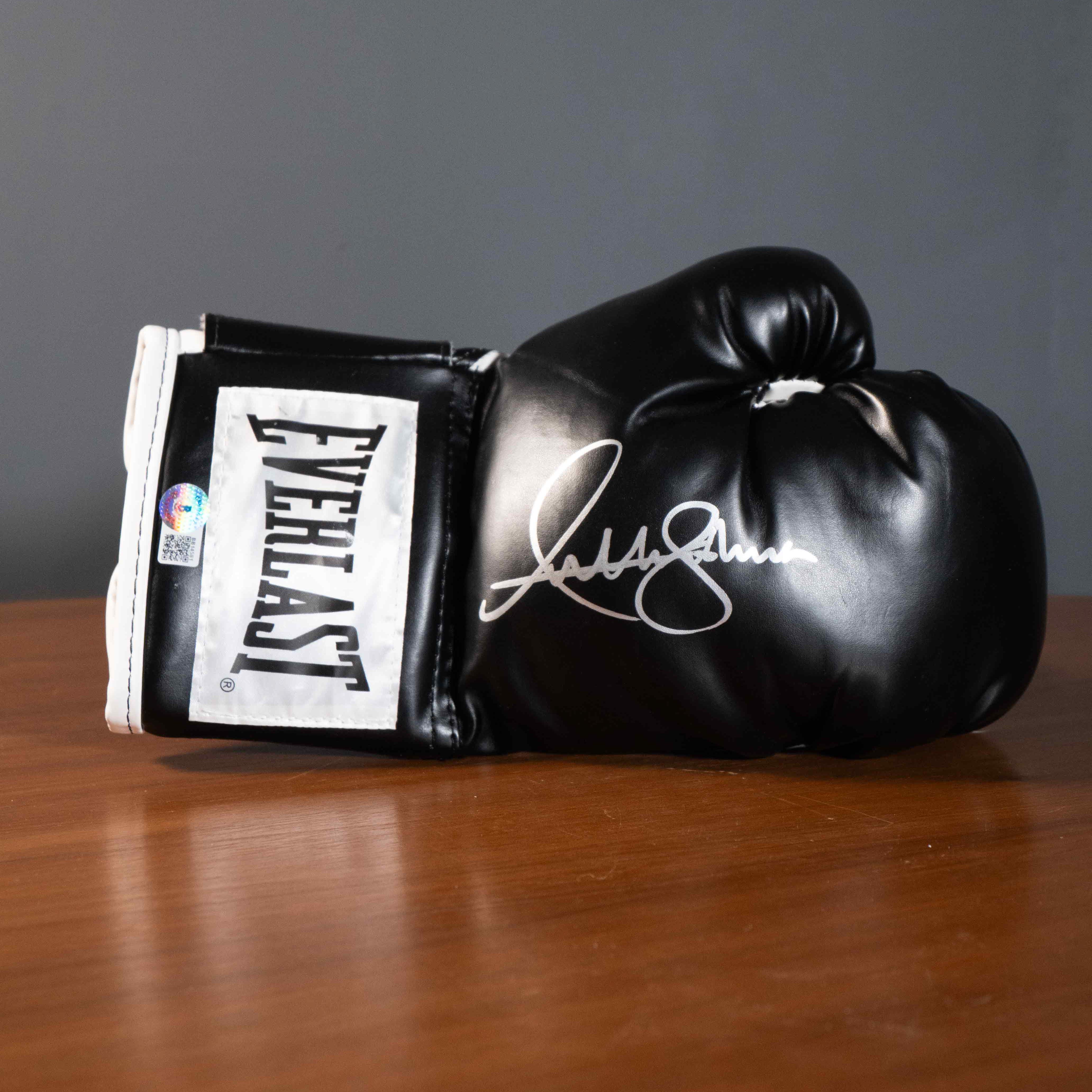 Guante Firmado - Anthony Joshua