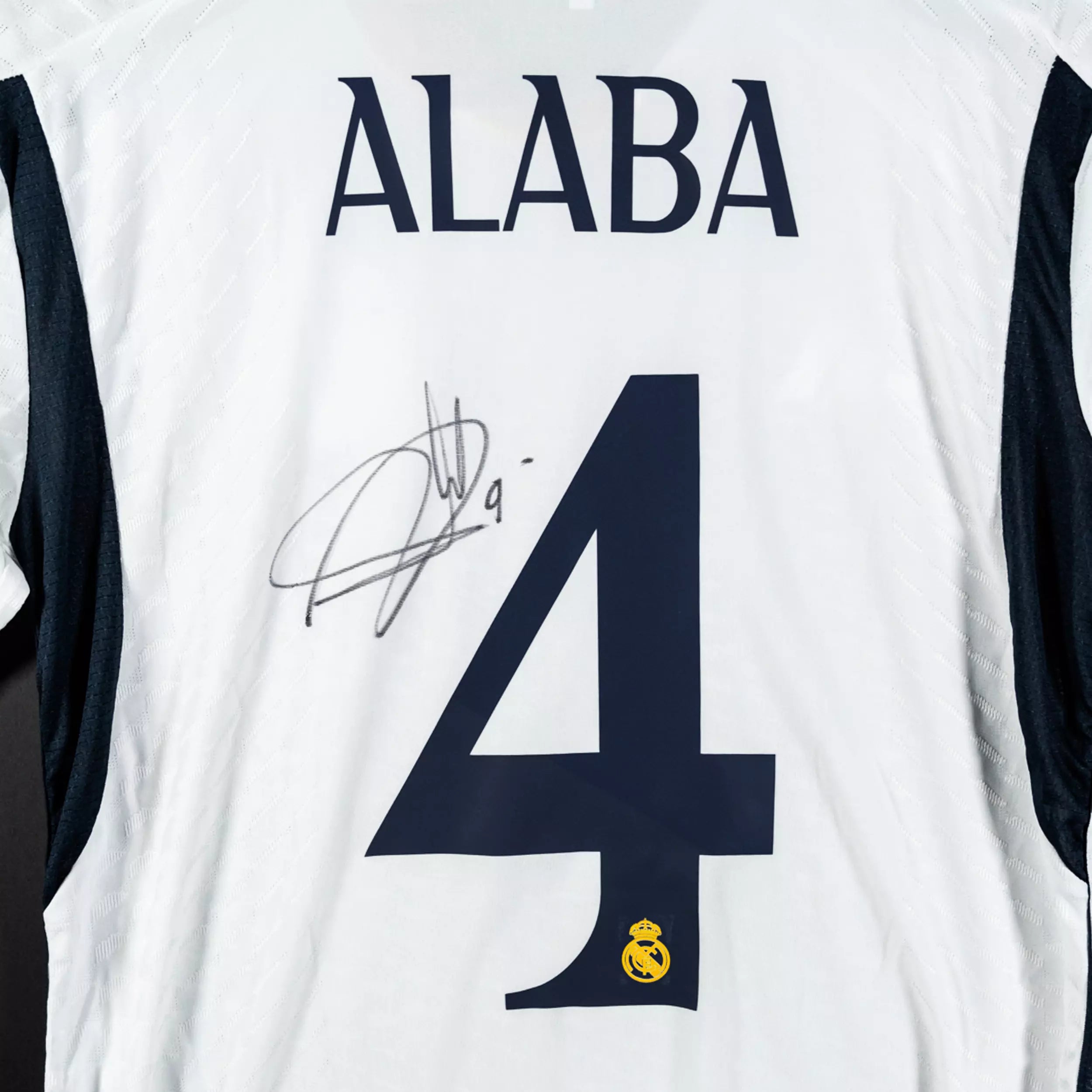 Jersey Firmado David Alaba - Real Madrid