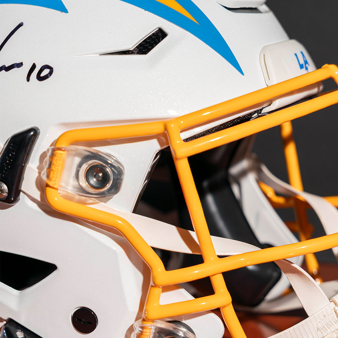 Casco Firmado Justin Herbert - LA Chargers
