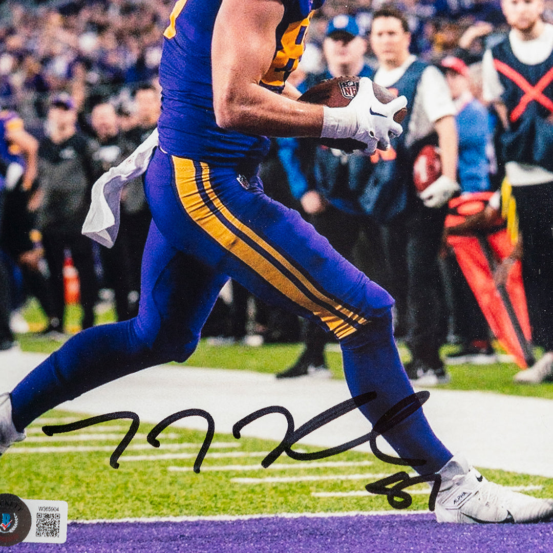 Foto firmada por T.J. Hockenson-  Minnesota Vikings