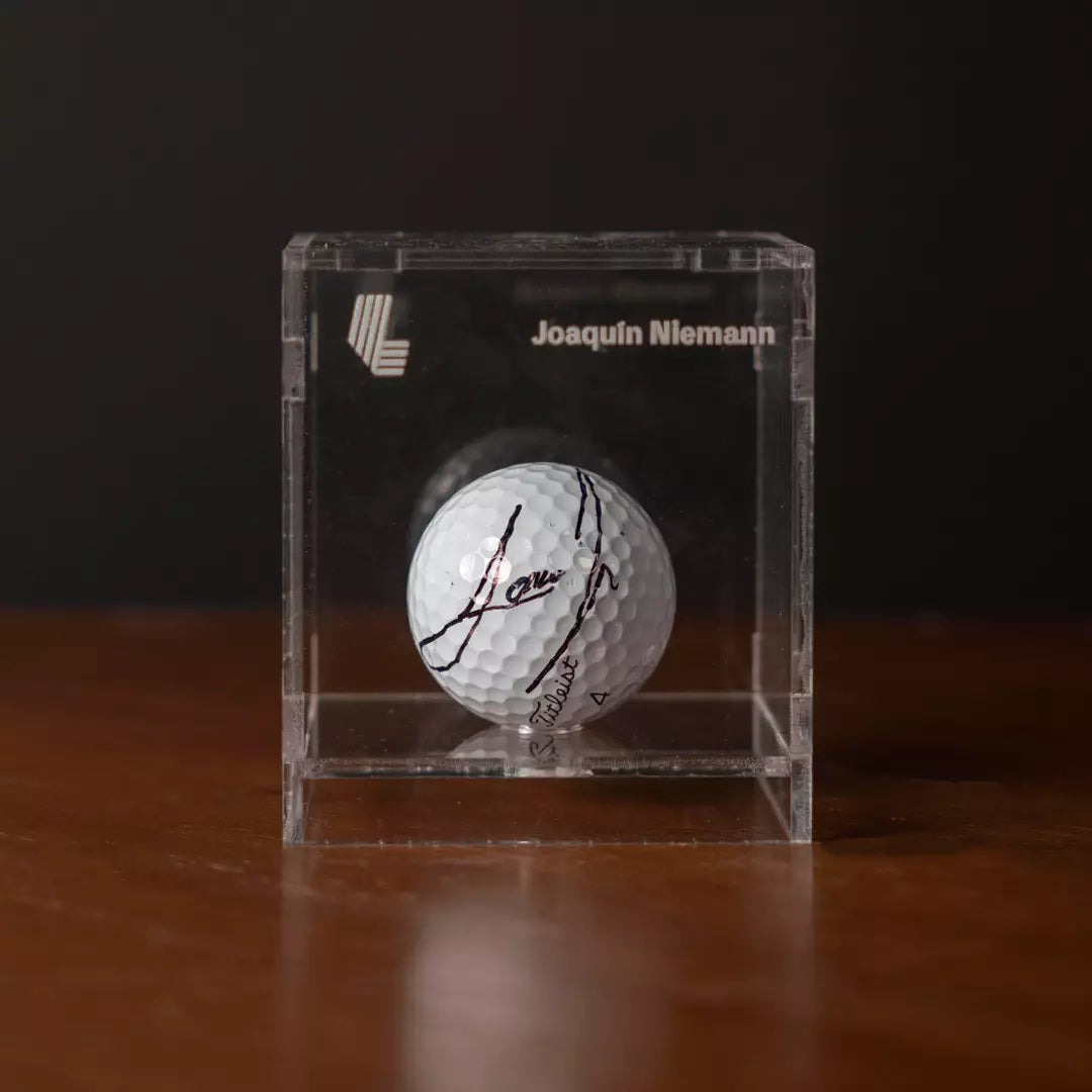 Pelota Firmada - Joaquin Niemann