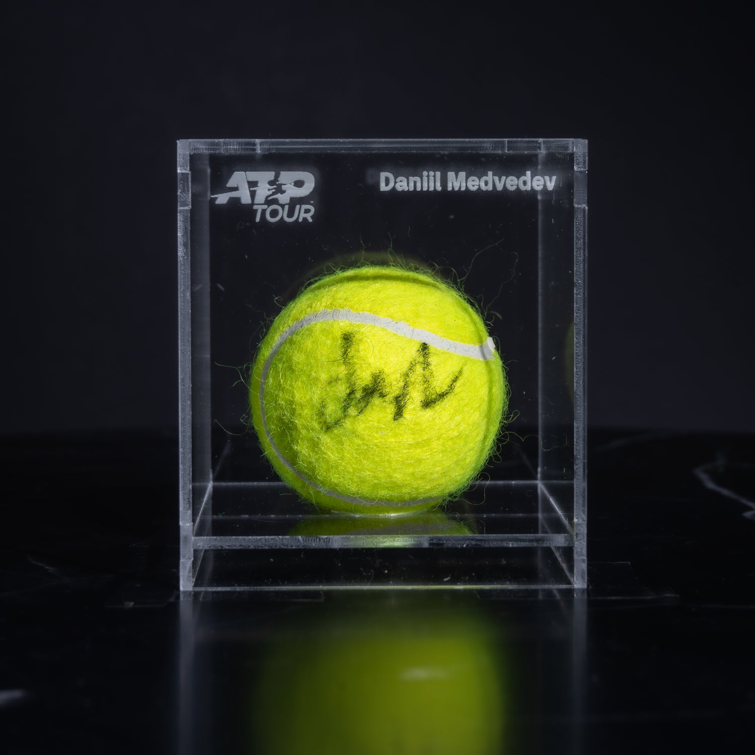 Pelota Firmada - Daniil Medvédev