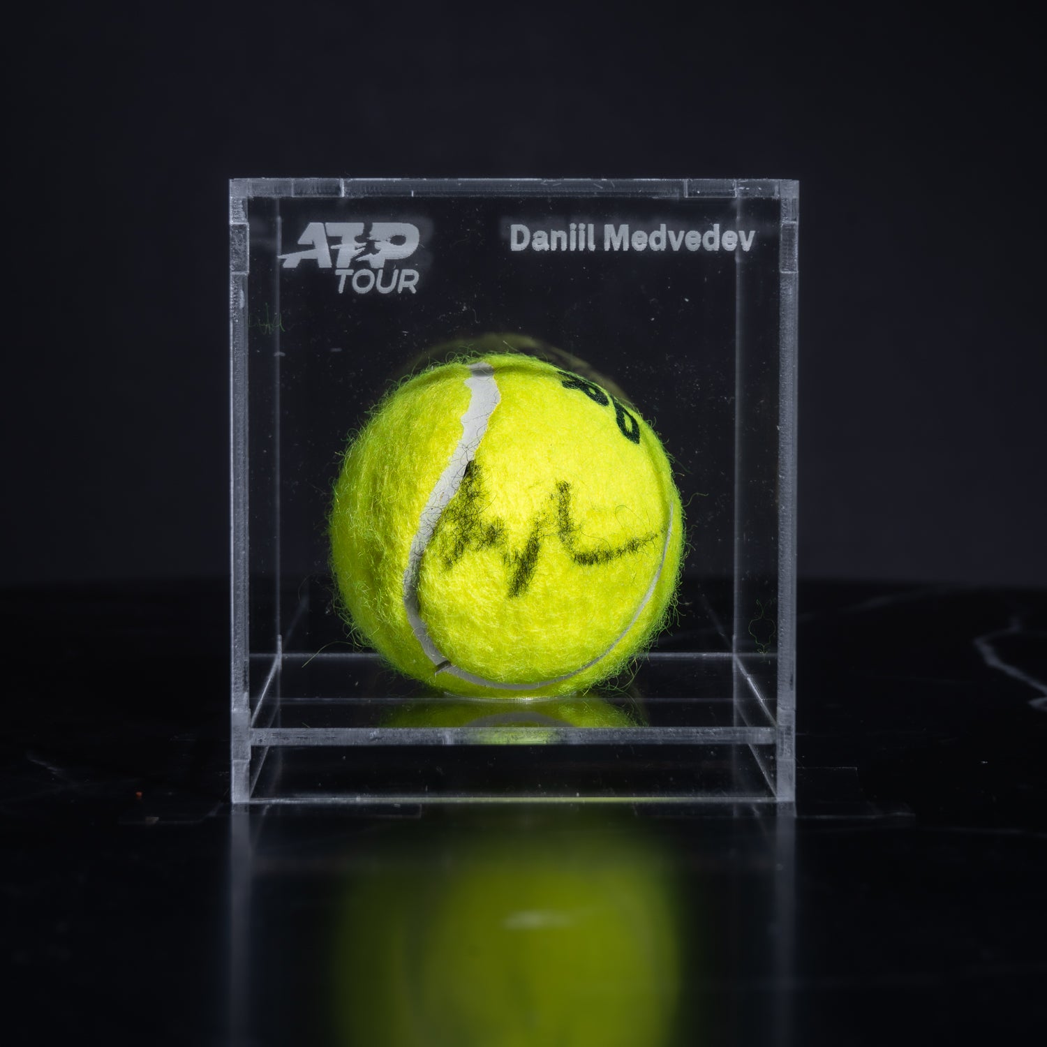 Pelota Firmada - Daniil Medvédev