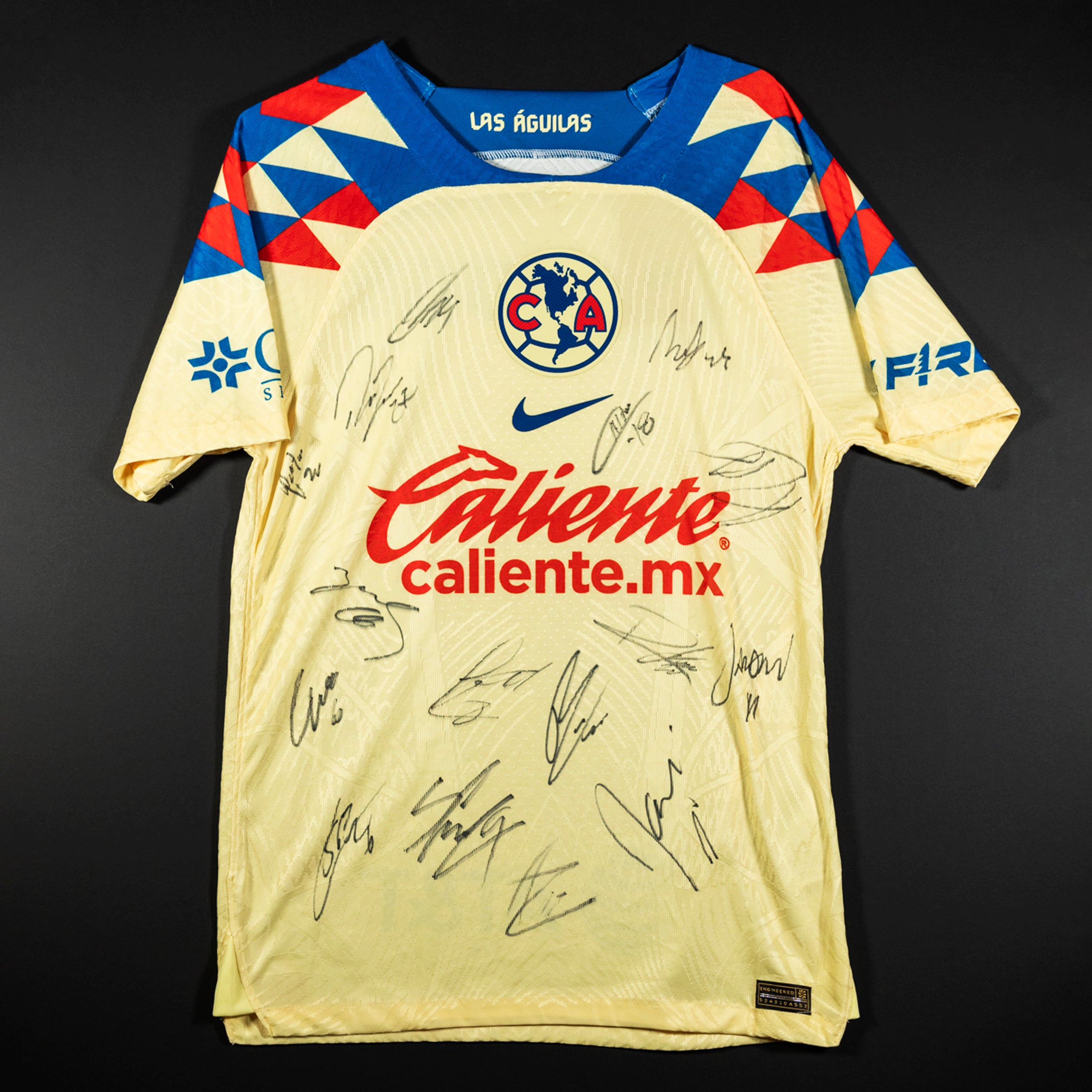 Jersey Firmado por Varios Jugadores America - Temporada 2024