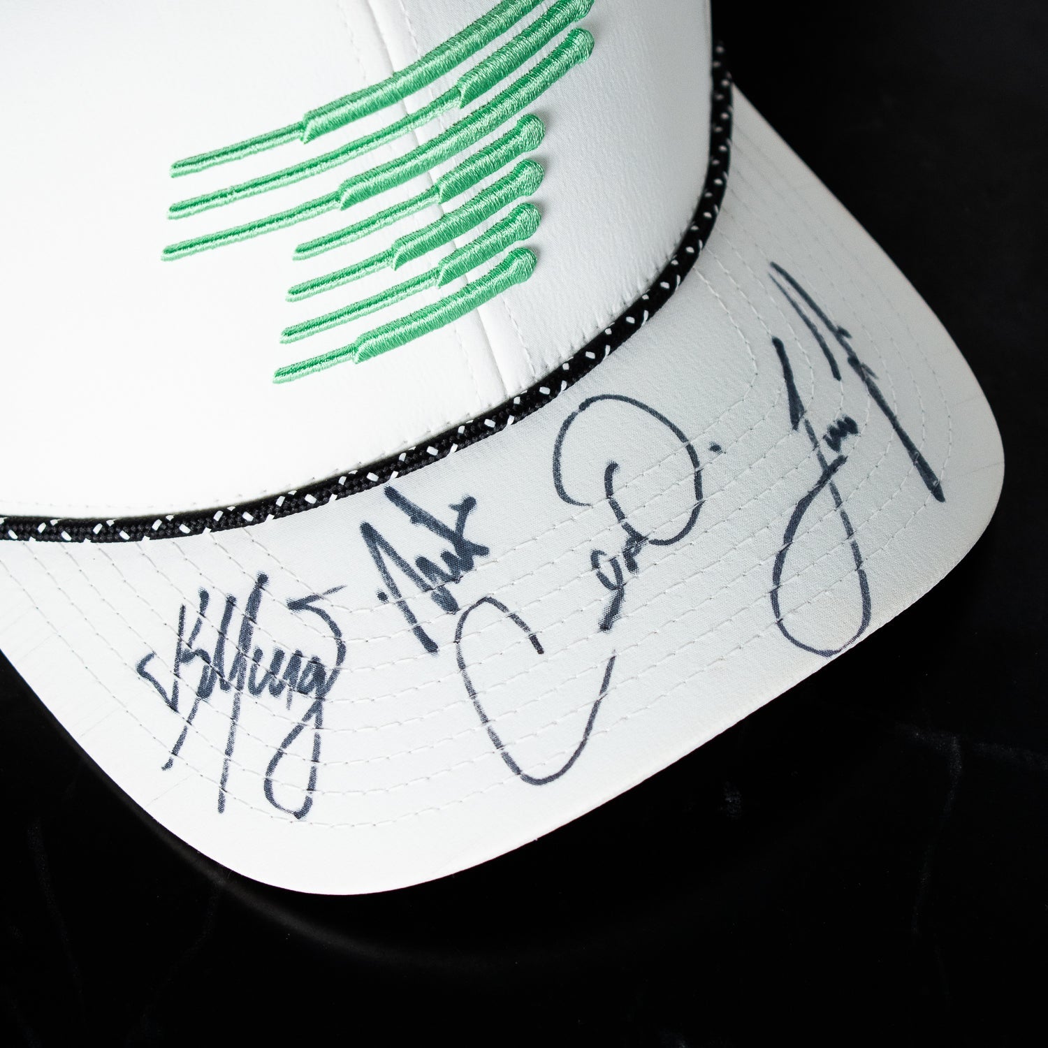 Subasta - Equipo Completo Gorra Firmada - Torque