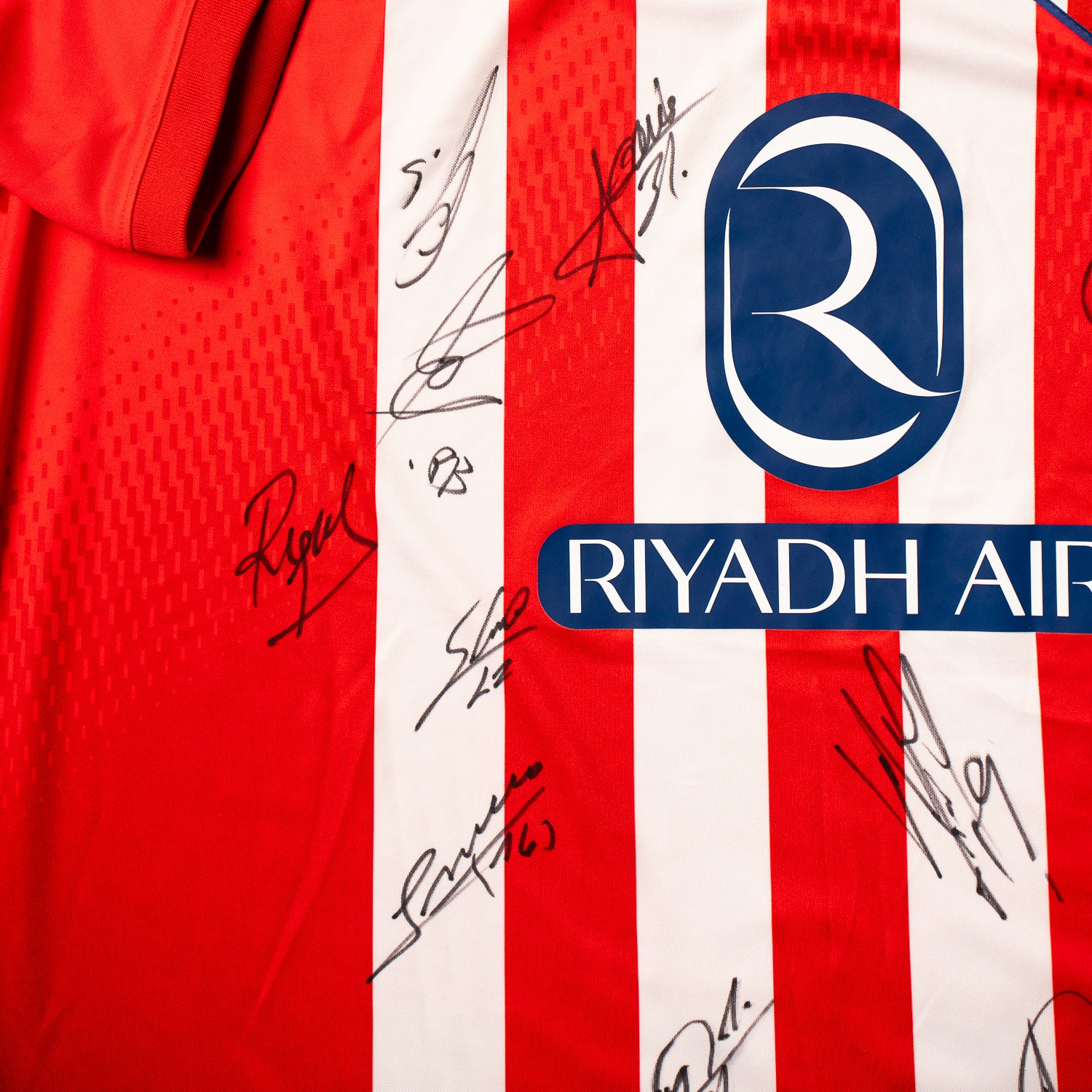 Todo El Equipo Jersey Firmado - Atletico de Madrid