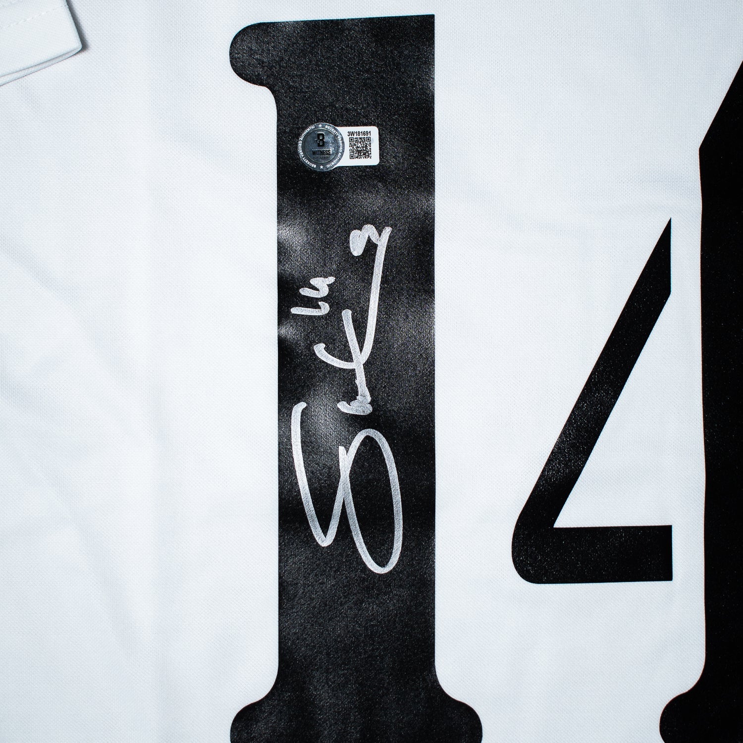 Subasta - José María Gutiérrez "Guti" Jersey Firmado - Real Madrid