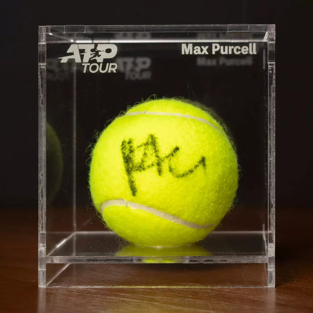 Pelota Firmada - Max Purcell