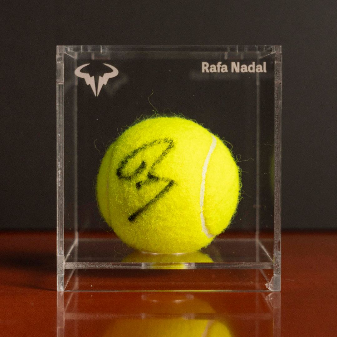 Pelota Firmada - Rafa Nadal