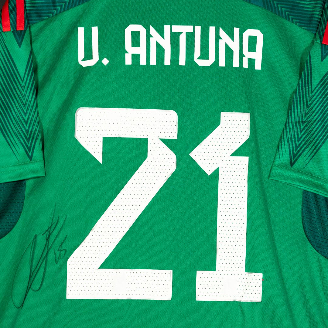 Jersey Firmado Uriel Antuna - México Mundial 2022